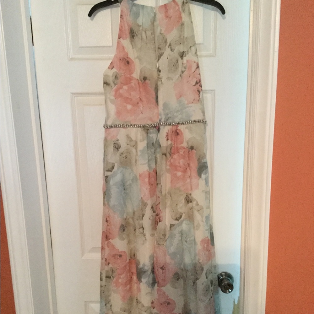 Floral-Printed Chiffon Sheath with Beaded Waist - Picture 7 of 8